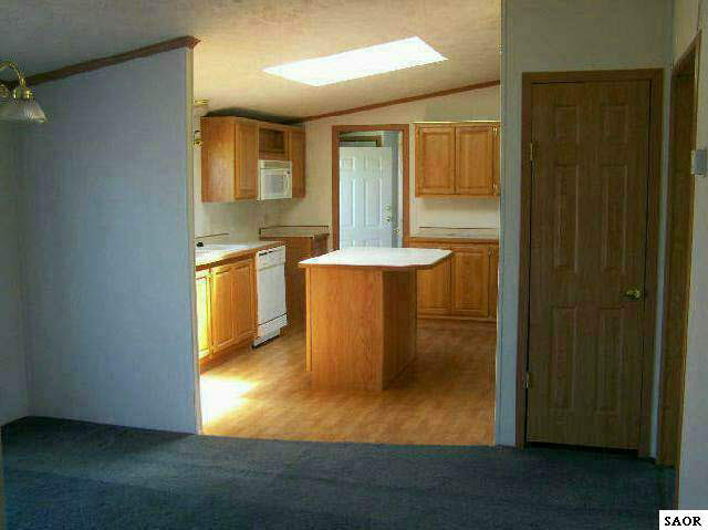 3710 Vandekarr Road Owosso, MI 48867 - Photo 4 of 9 42747-3.JPG