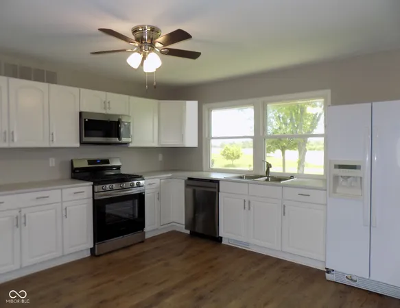 $379,900 | 9739 South County Road 825 East, Cloverdale, IN 46120