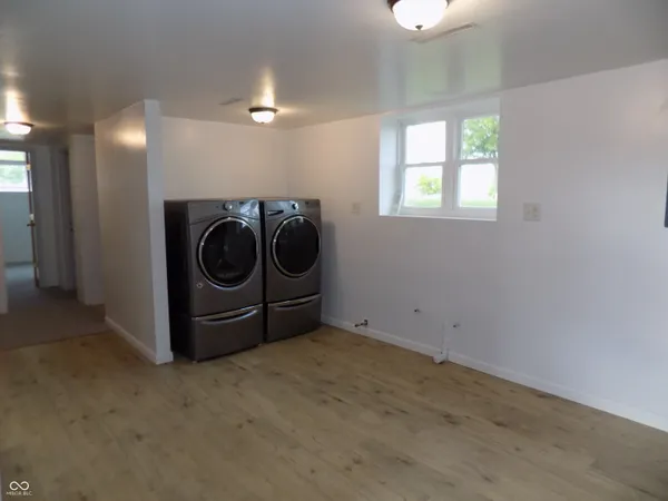 $379,900 | 9739 South County Road 825 East, Cloverdale, IN 46120