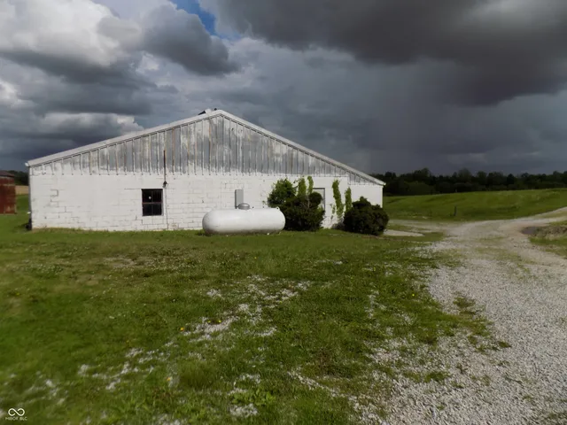 $389,000 | 9739 South County Road 825 East, Cloverdale, IN 46120