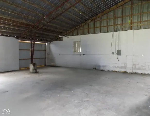 $379,900 | 9739 South County Road 825 East, Cloverdale, IN 46120