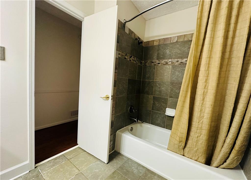 177 Old Rosser Road Stone Mountain, GA 30087 - Photo 12 of 26