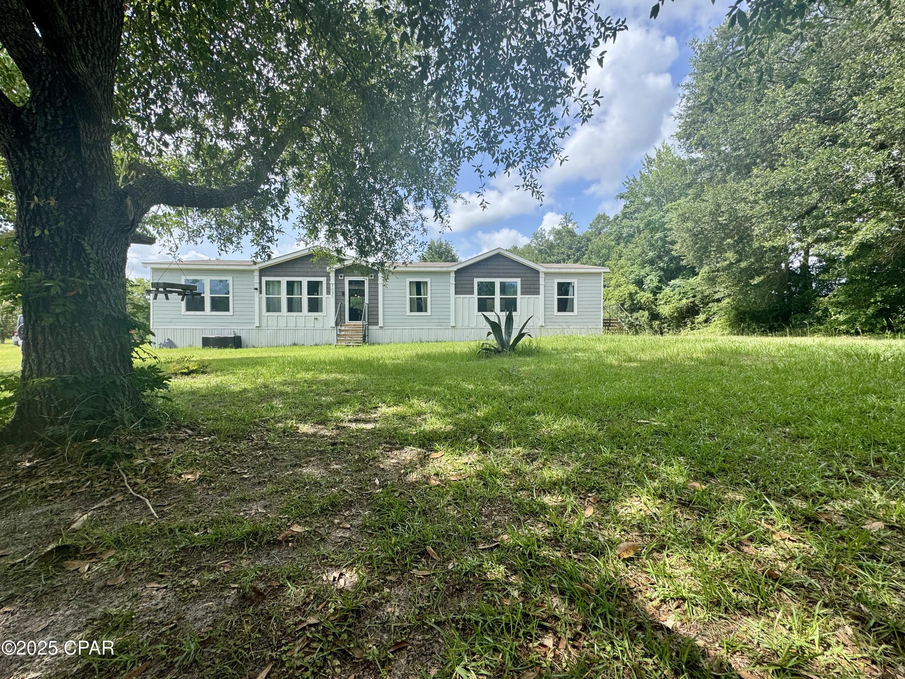 7031 Hamilton Road Grand Ridge, FL 32442 - Photo 32 of 34 Gallery Image 32