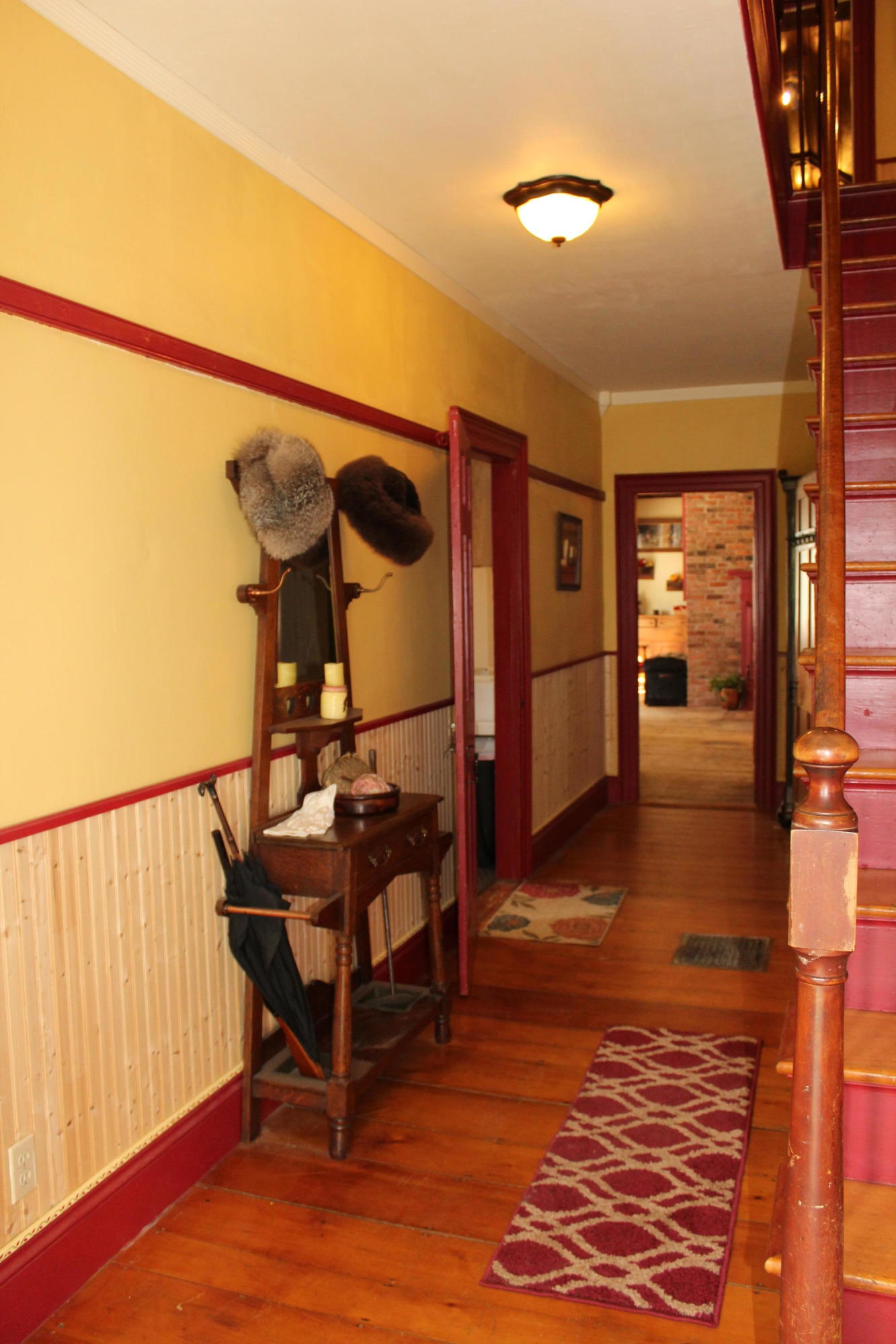 43 Rips Road Brownville, ME 04414 - Photo 28 of 103 foyer