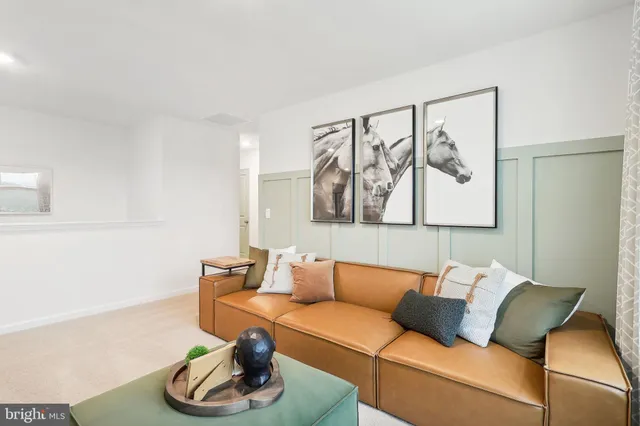 $519,990 | 127 Woodford Drive, Stephens City, VA 22655