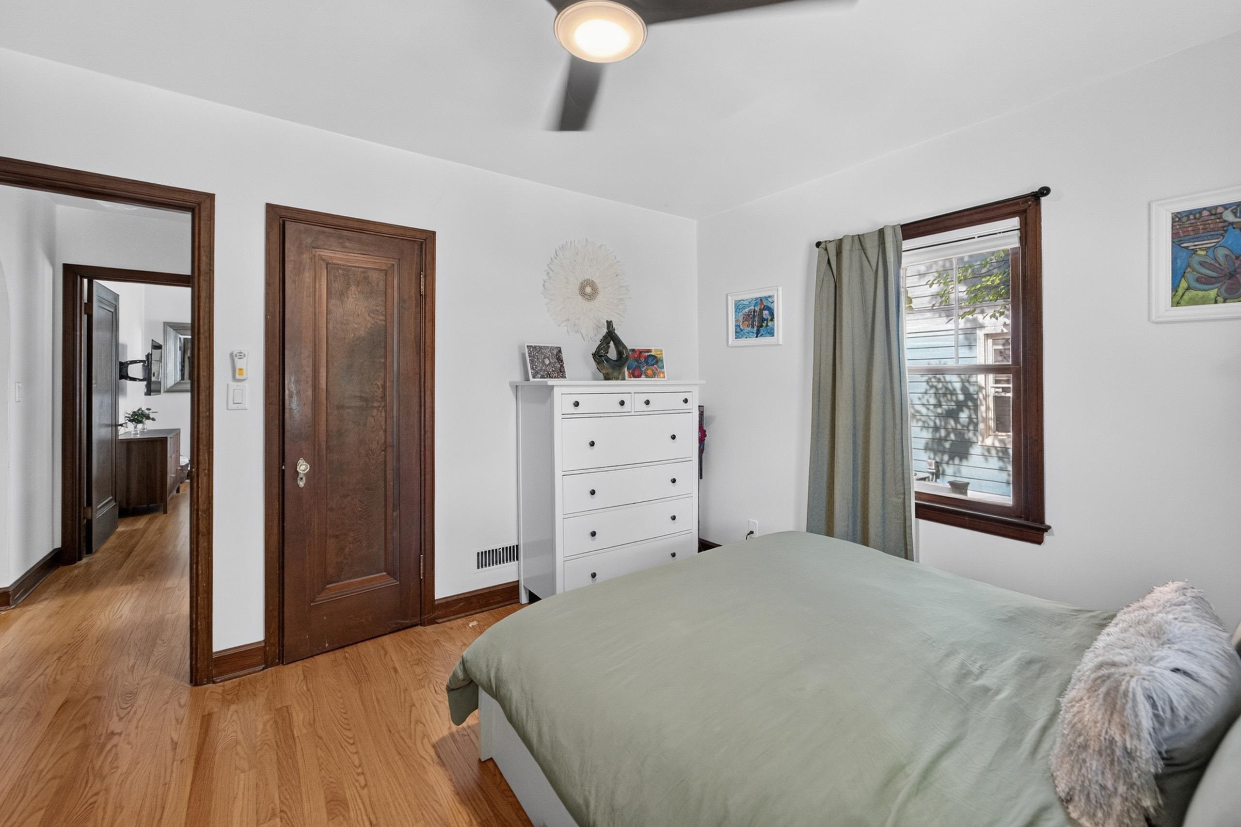 2626 Chamberlain Avenue Madison, WI 53705 - Photo 19 of 36