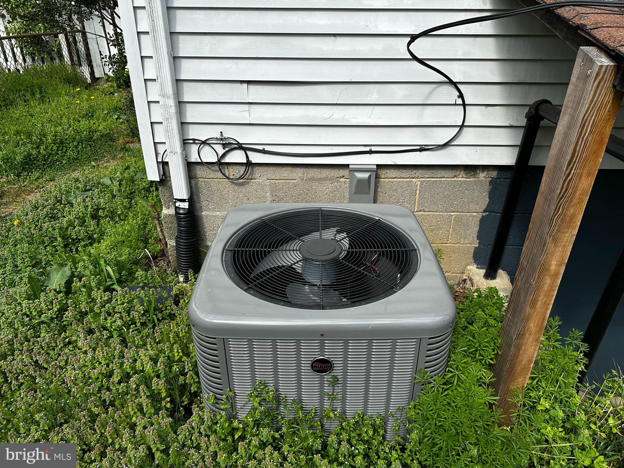 214 10th Street Laurel, MD 20707 - Photo 17 of 118