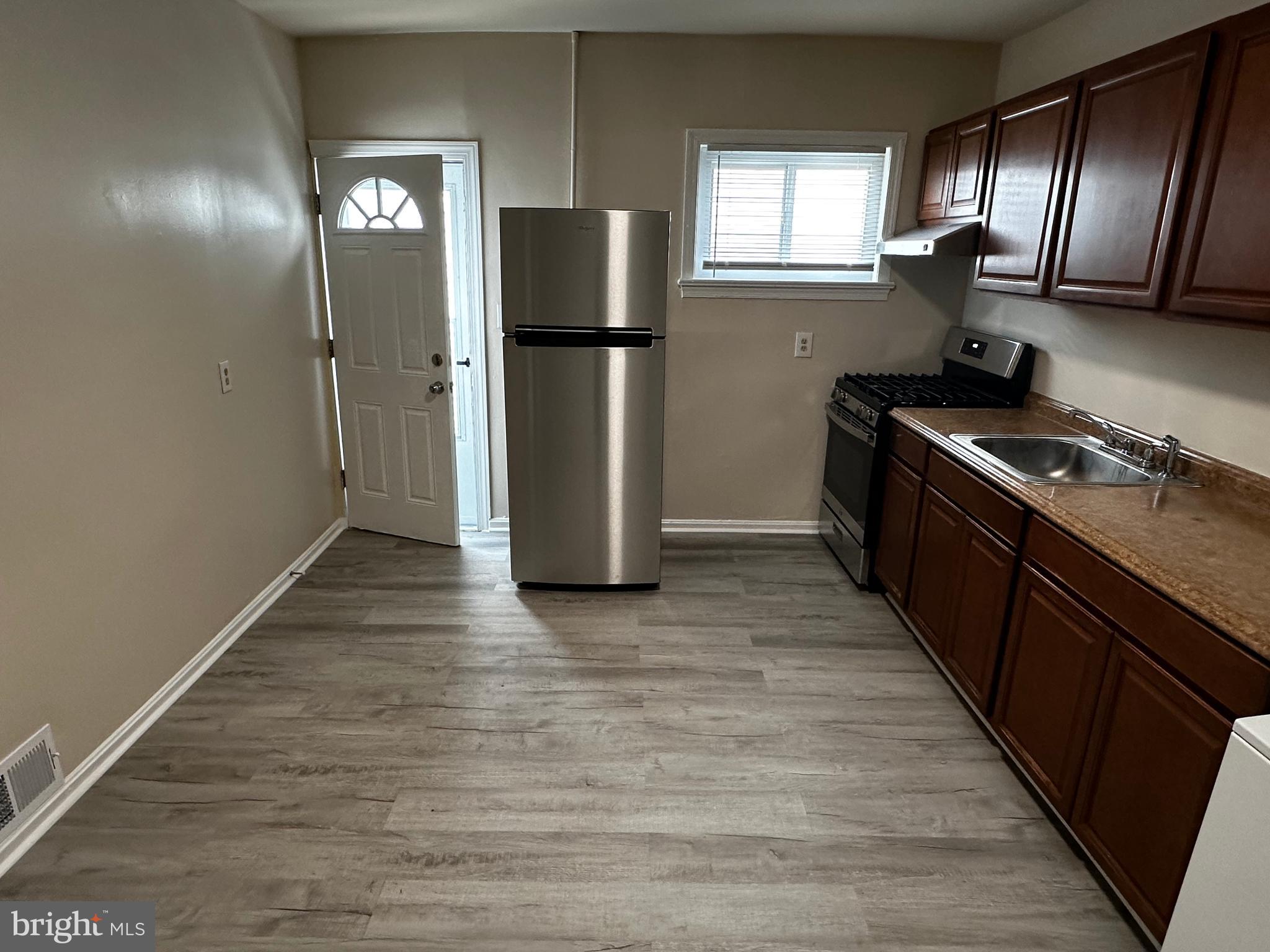 214 10th Street Laurel, MD 20707 - Photo 32 of 118