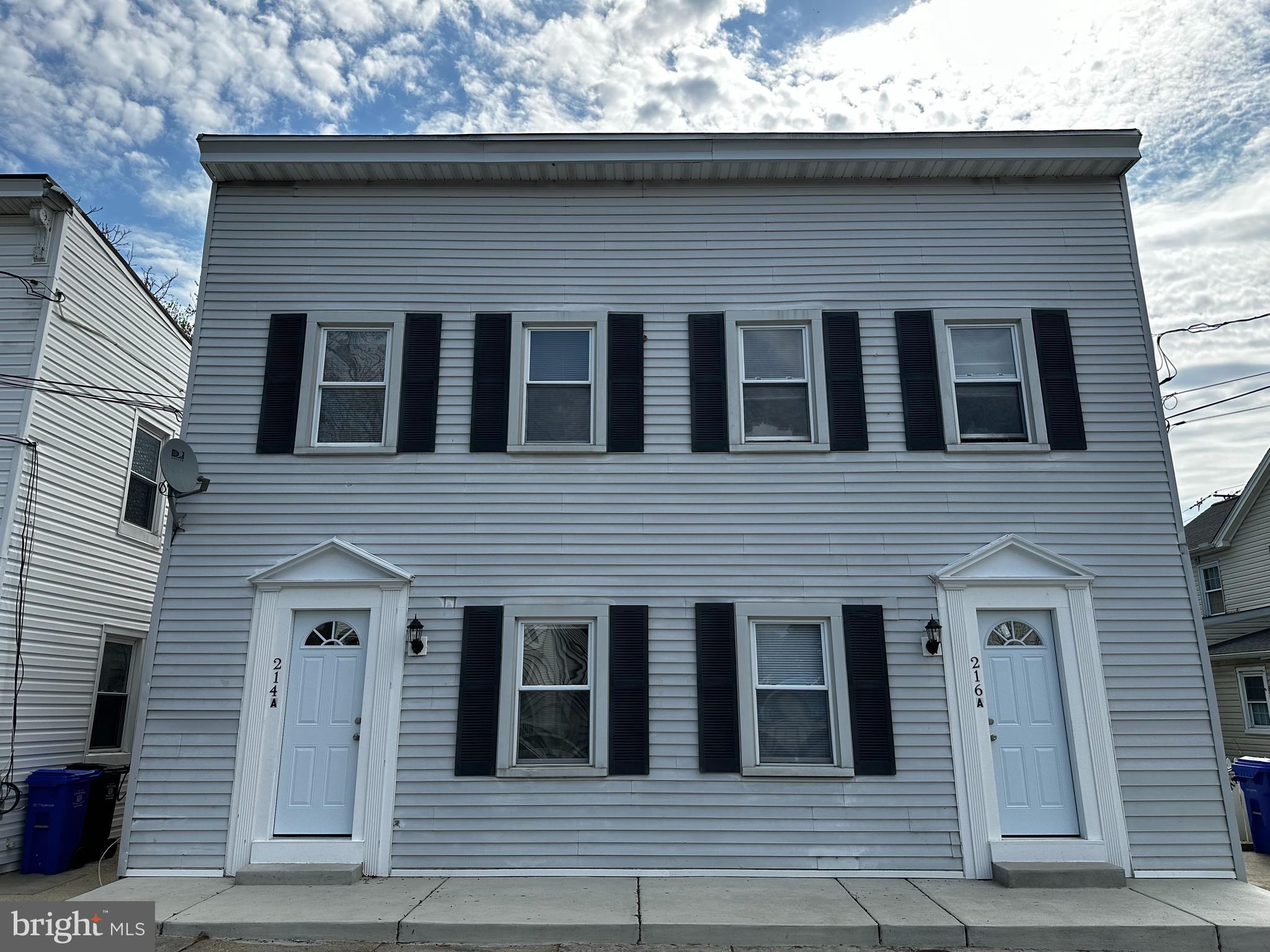 214 10th Street Laurel, MD 20707 - Photo 5 of 118 a front view of a house