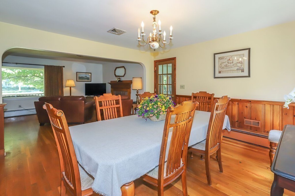 23 Hemlock Road Boxford, MA 01921 - Photo 11 of 26