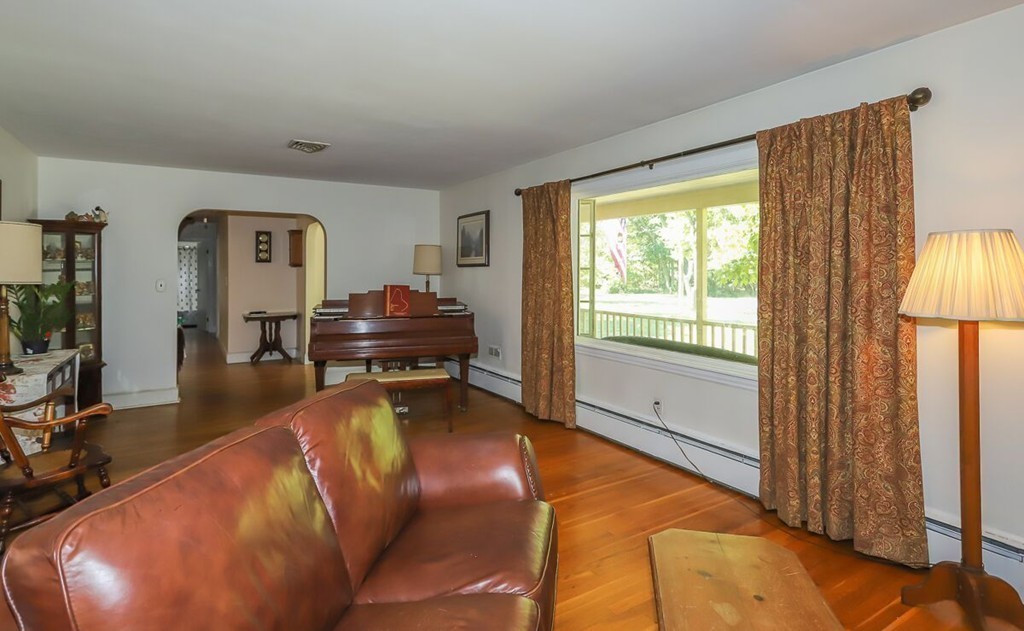 23 Hemlock Road Boxford, MA 01921 - Photo 12 of 26