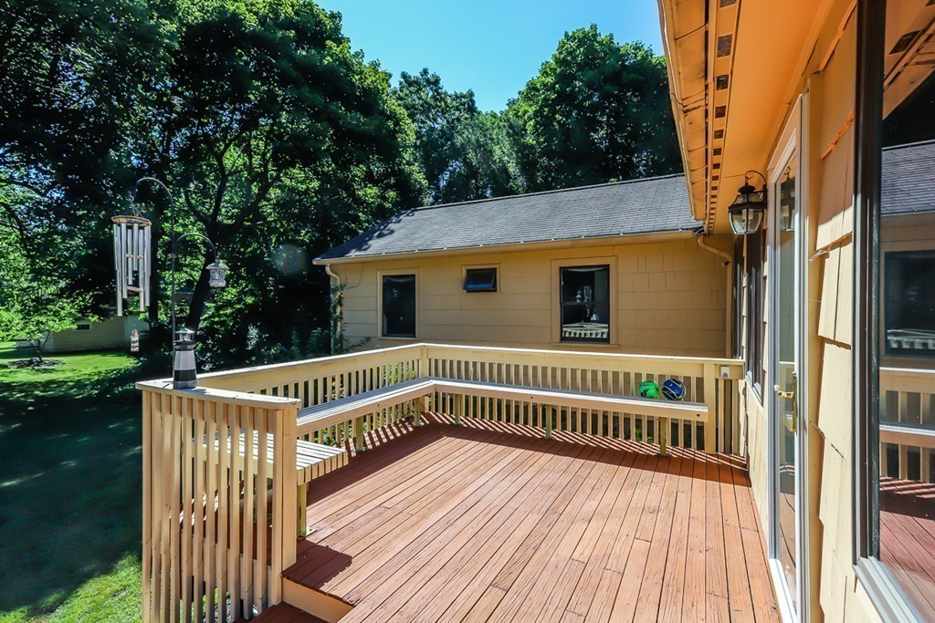23 Hemlock Road Boxford, MA 01921 - Photo 6 of 26