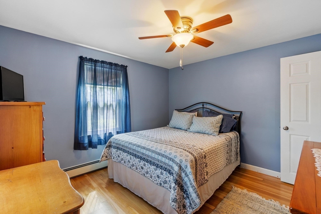 27 Sunset Road Dracut, MA 01826 - Photo 17 of 29