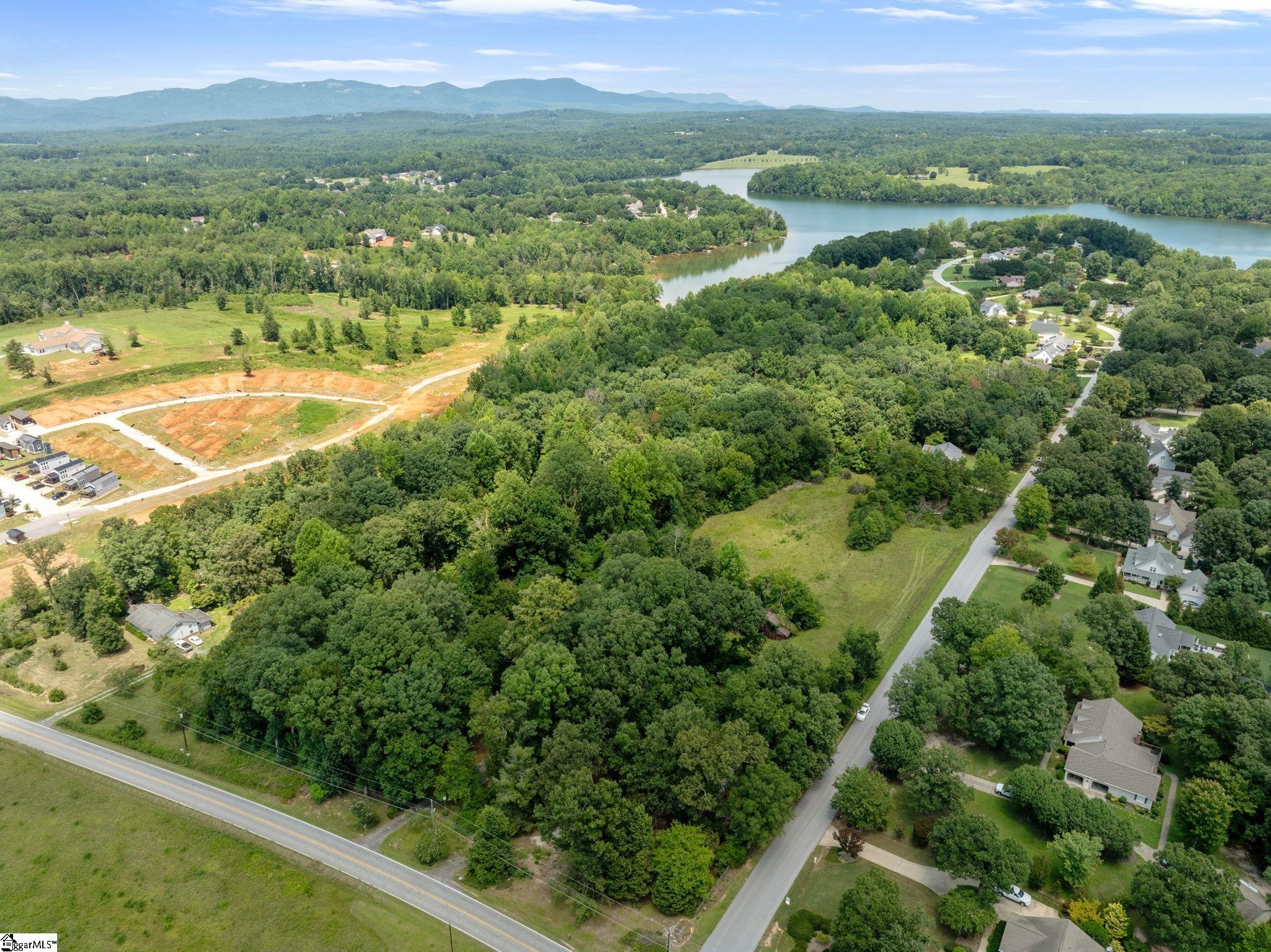 1290 Groce Meadow Road Taylors, SC 29687 - Photo 21 of 25 Gallery Image 21