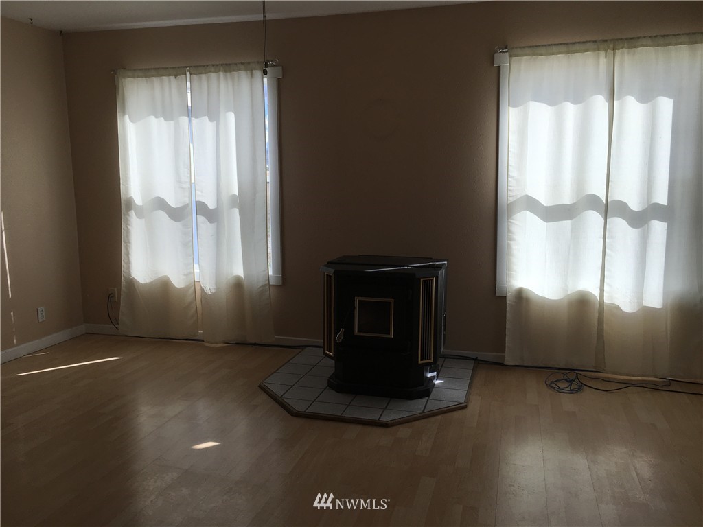 32 Truman Nelson Road Oroville, WA 98844 - Photo 6 of 9 Gallery Image 6