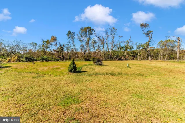 a view of an ocean view