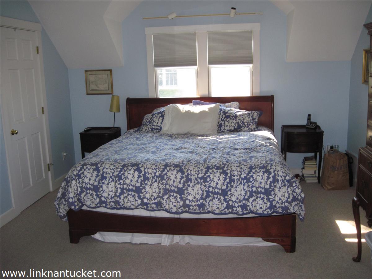 14 Derrymore Road Nantucket, MA 02554 - Photo 10 of 12 Gallery Image 10