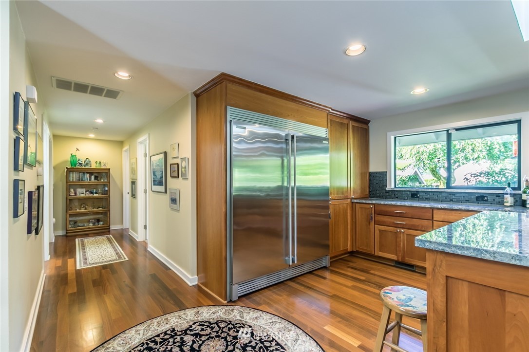 14309 Southeast 169th Street Renton, WA 98058 - Photo 14 of 25 Gallery Image 14