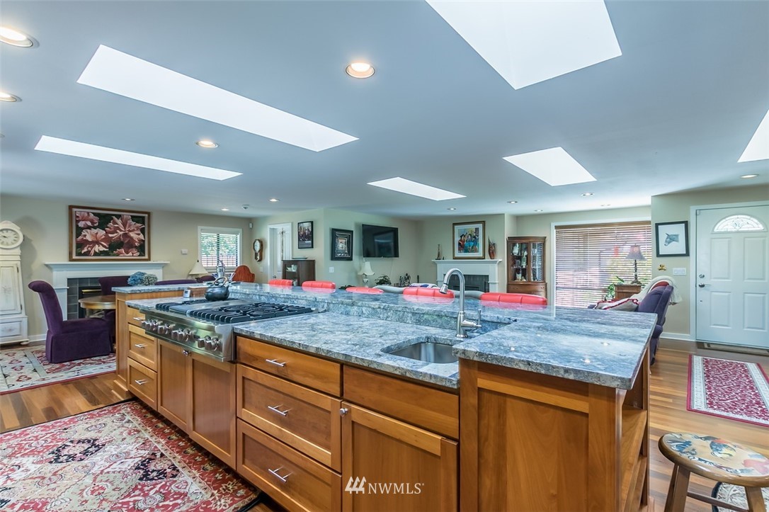 14309 Southeast 169th Street Renton, WA 98058 - Photo 8 of 25 Gallery Image 8
