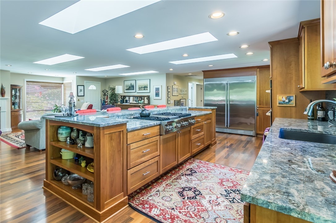 14309 Southeast 169th Street Renton, WA 98058 - Photo 9 of 25 Gallery Image 9