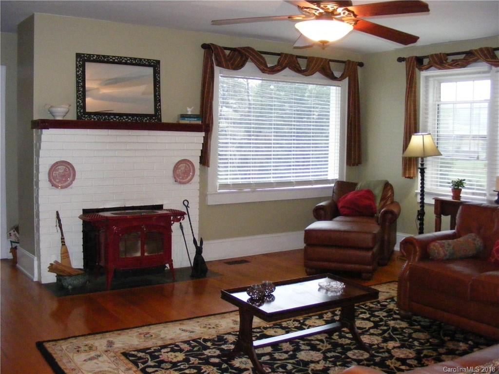 254 Bailey Road Candler, NC 28715 - Photo 12 of 24 Gallery Image 12
