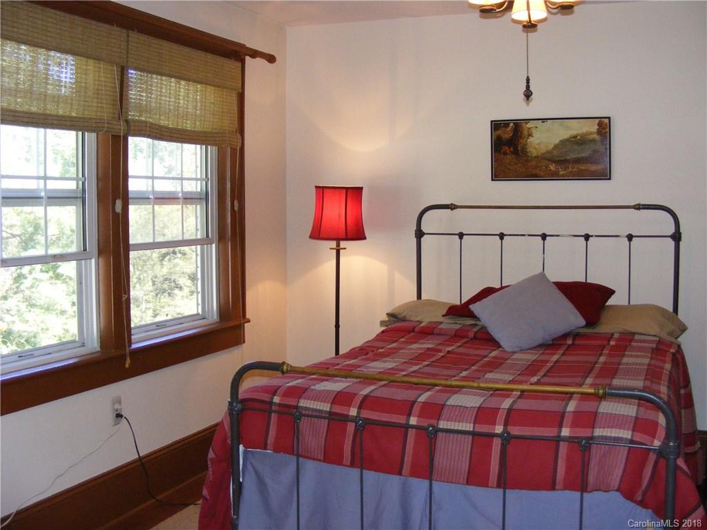 254 Bailey Road Candler, NC 28715 - Photo 21 of 24 Gallery Image 21