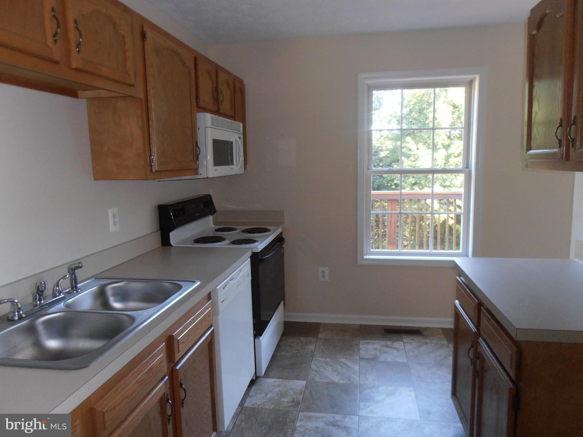 445 Valley Mill Road Winchester, VA 22602 - Photo 8 of 15 Kitchen