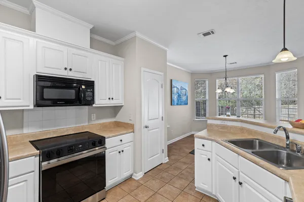 $299,000 | 215 Bainbridge Drive, Aiken, SC 29803
