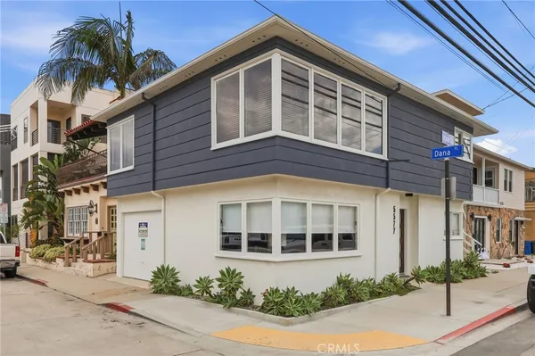 $1,595,000 | 5577 East Ocean Boulevard, Long Beach, CA 90803