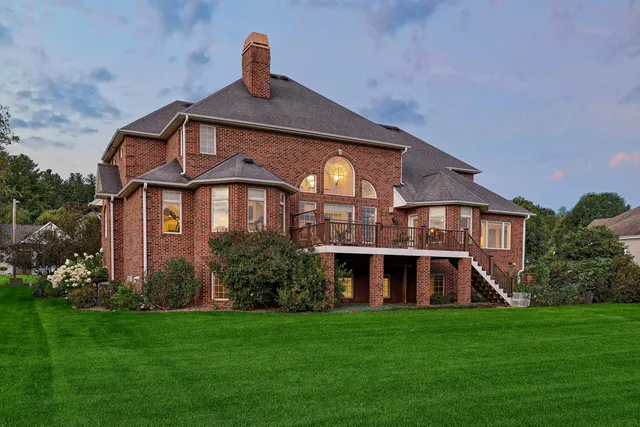 $1,880,000 | 3312 Augusta Lane, Onalaska, WI 54650