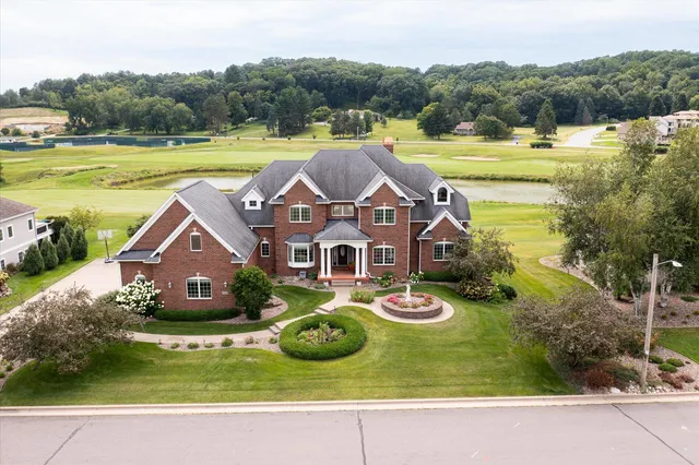 $1,880,000 | 3312 Augusta Lane, Onalaska, WI 54650