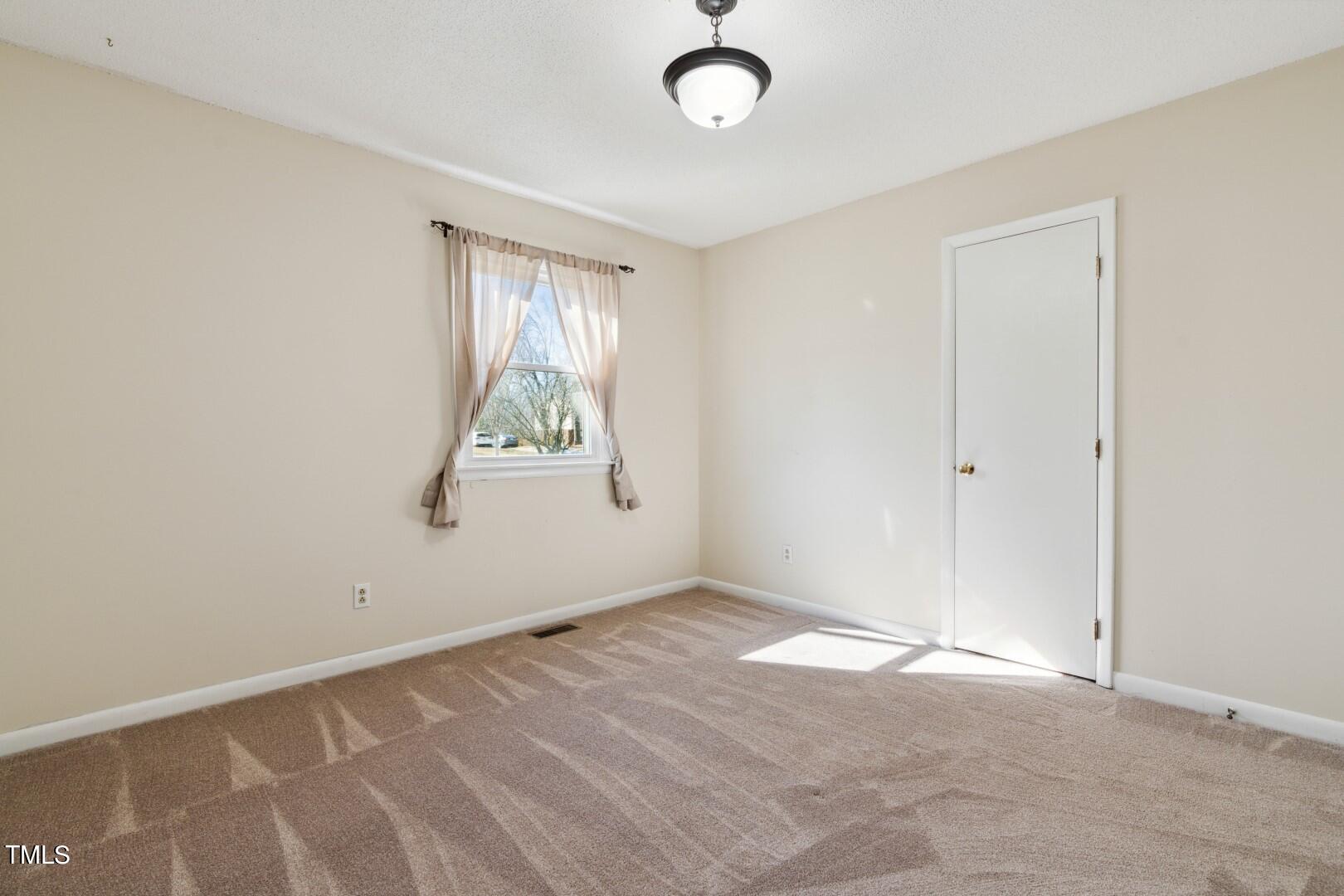 3961 Haithcock Road Raleigh, NC 27604 - Photo 13 of 33 DSC04568 (Large)