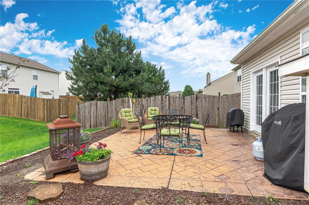 11124 Schoolhouse Road Fishers, IN 46037 - Photo 2 of 30 Gallery Image 2