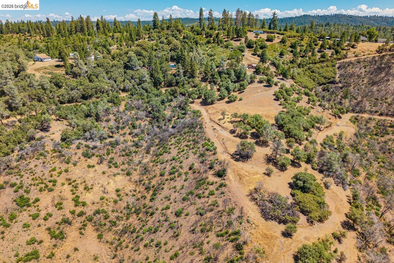 8262 Jackass Ridge Road Coulterville, CA 95311 - Photo 27 of 45 Gallery Image 27