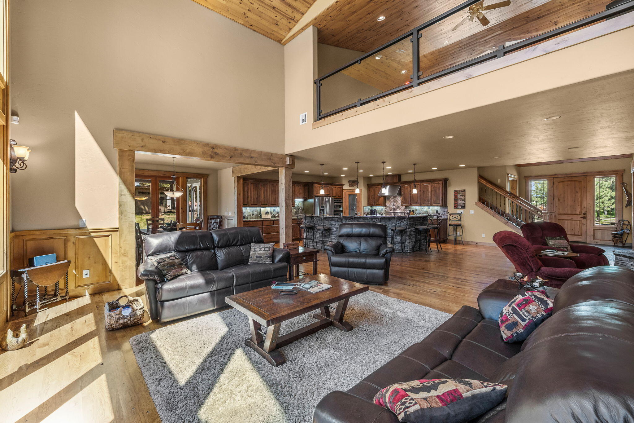 17267 Kingsburg Road Bend, OR 97707 - Photo 11 of 88 2026_05_11_17267_kingsburg_road-7