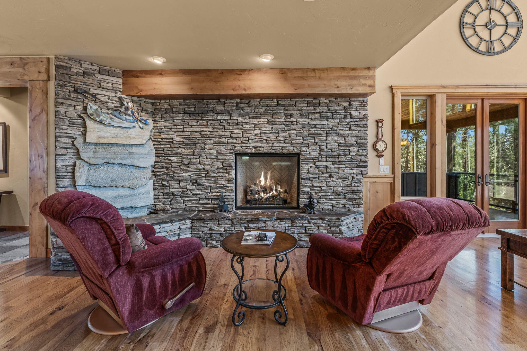 17267 Kingsburg Road Bend, OR 97707 - Photo 13 of 88 2026_05_11_17267_kingsburg_road-6