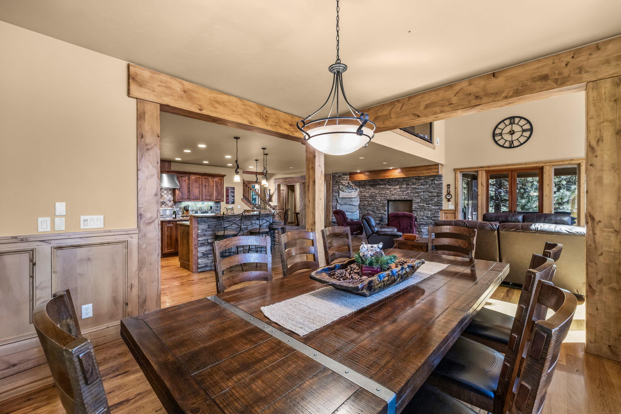 17267 Kingsburg Road Bend, OR 97707 - Photo 17 of 88 2026_05_11_17267_kingsburg_road-17
