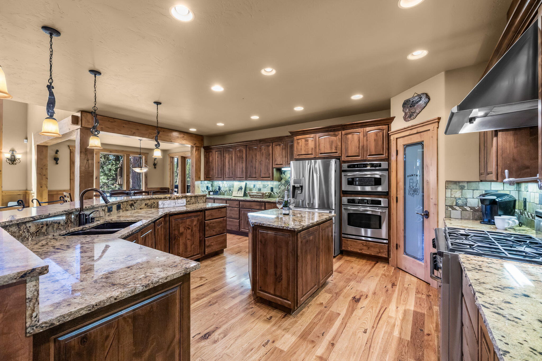 17267 Kingsburg Road Bend, OR 97707 - Photo 19 of 88 2026_05_11_17267_kingsburg_road-20