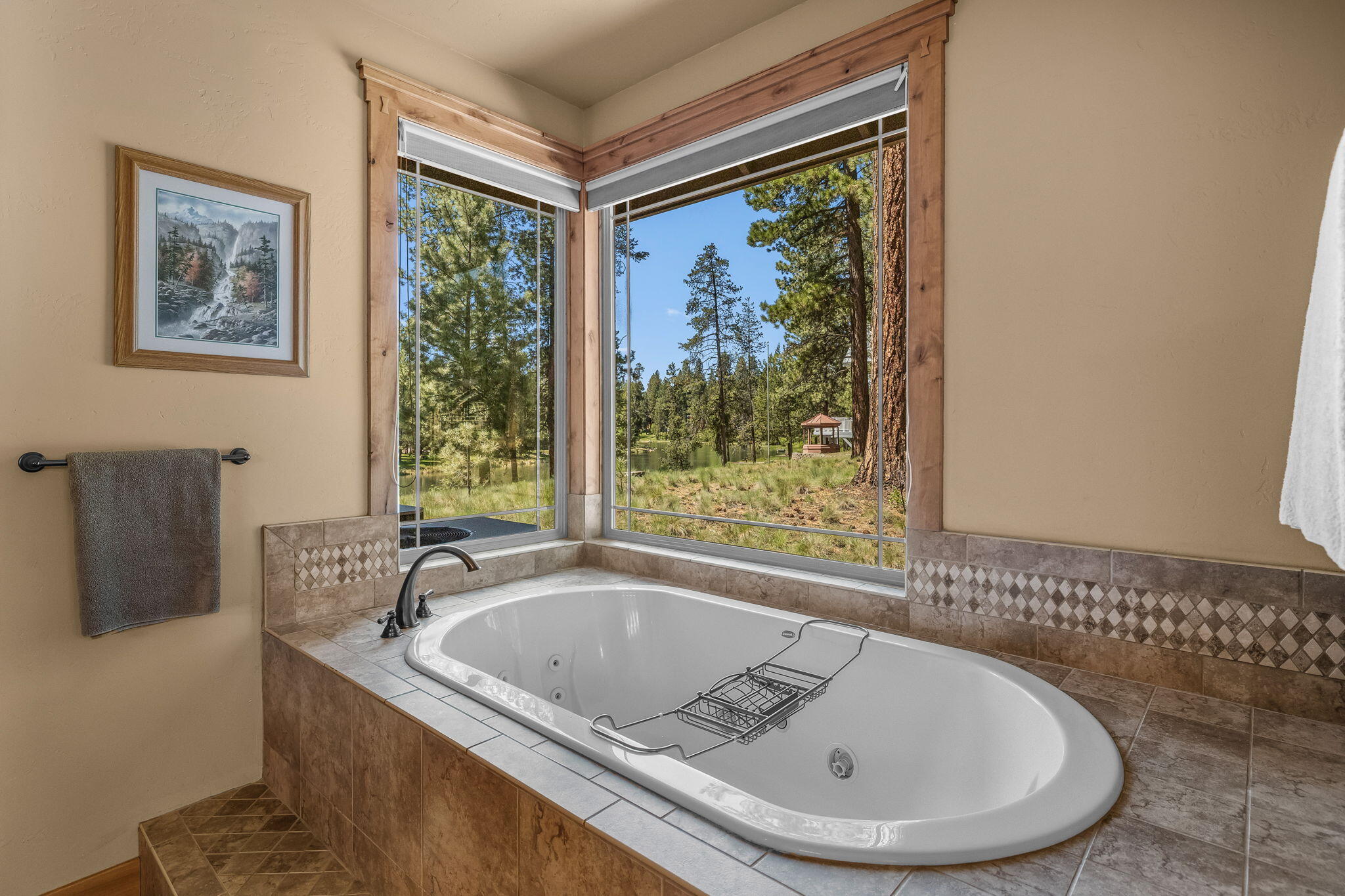 17267 Kingsburg Road Bend, OR 97707 - Photo 37 of 88 2026_05_11_17267_kingsburg_road-43