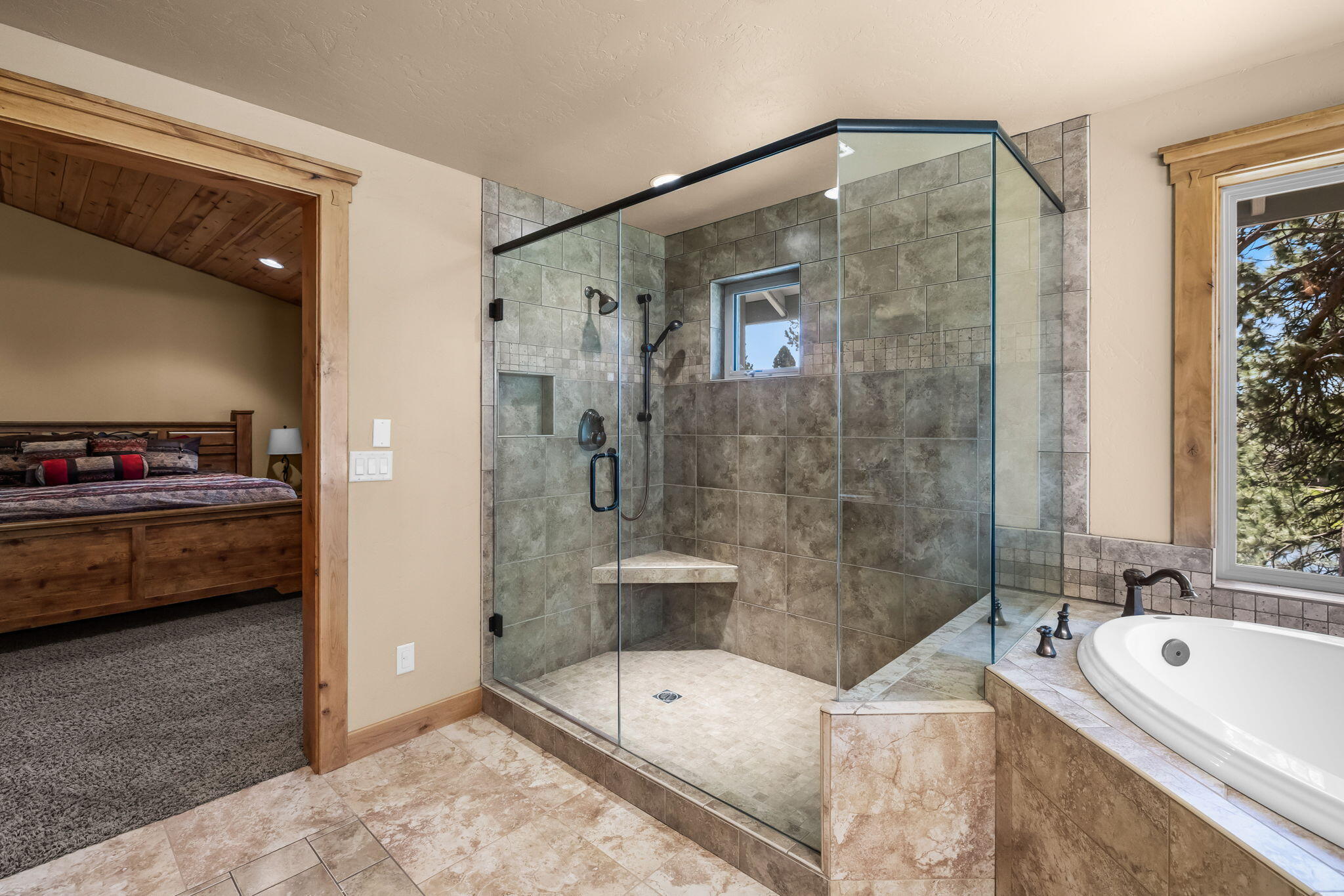 17267 Kingsburg Road Bend, OR 97707 - Photo 58 of 88 2026_05_11_17267_kingsburg_road-72