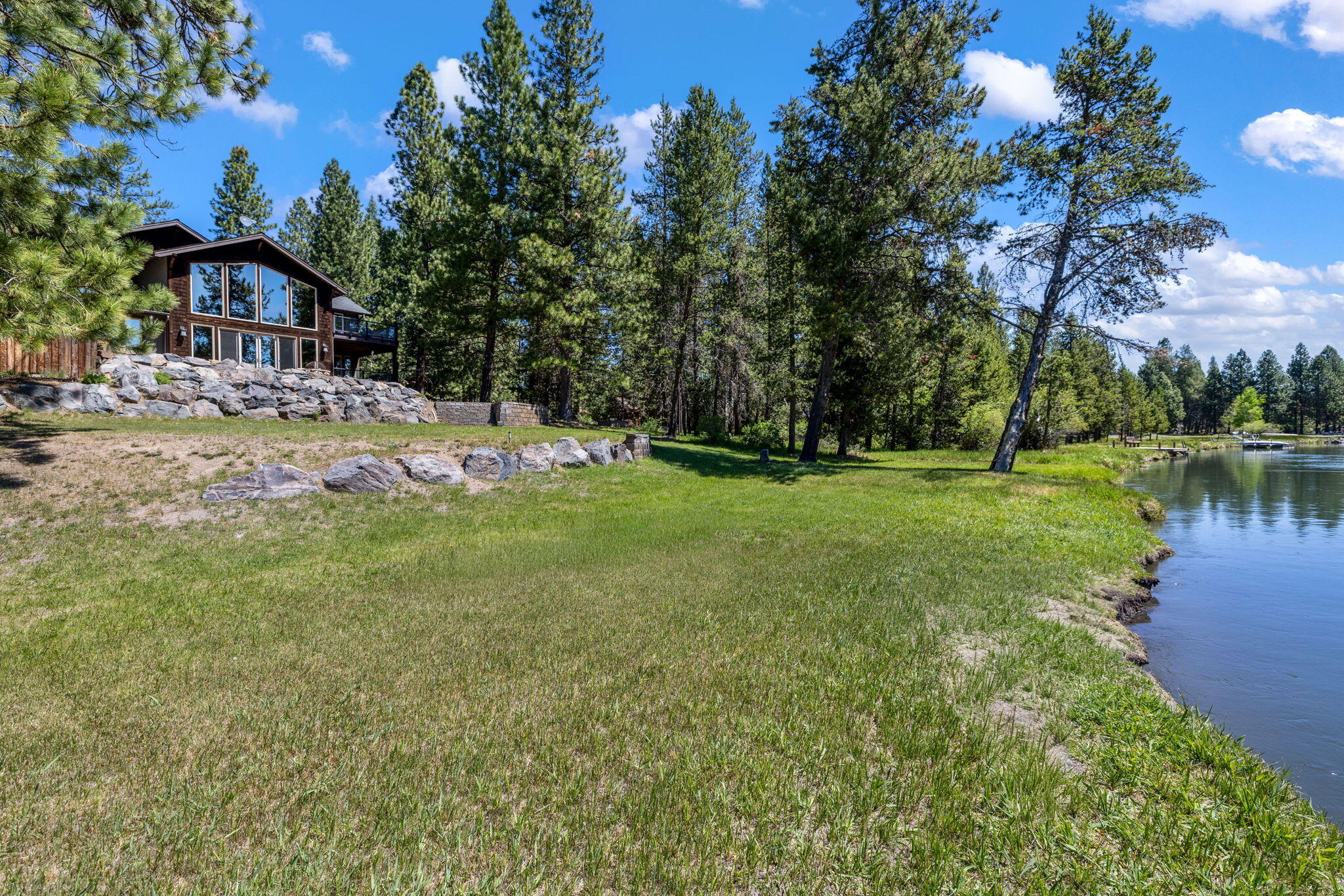17267 Kingsburg Road Bend, OR 97707 - Photo 76 of 88 2026_05_11_17267_kingsburg_road-93