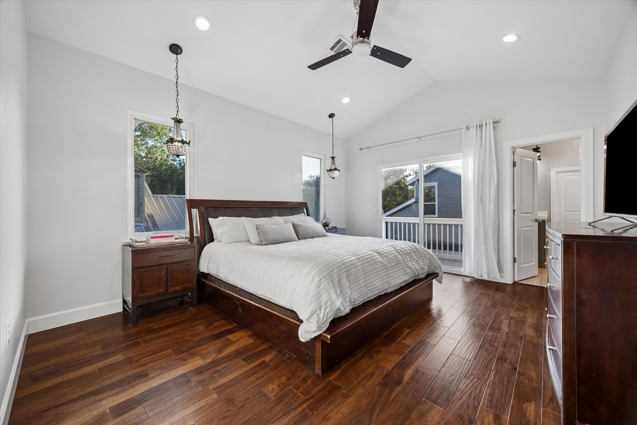 4204 Rosedale Avenue Austin, TX 78756 - Photo 15 of 34