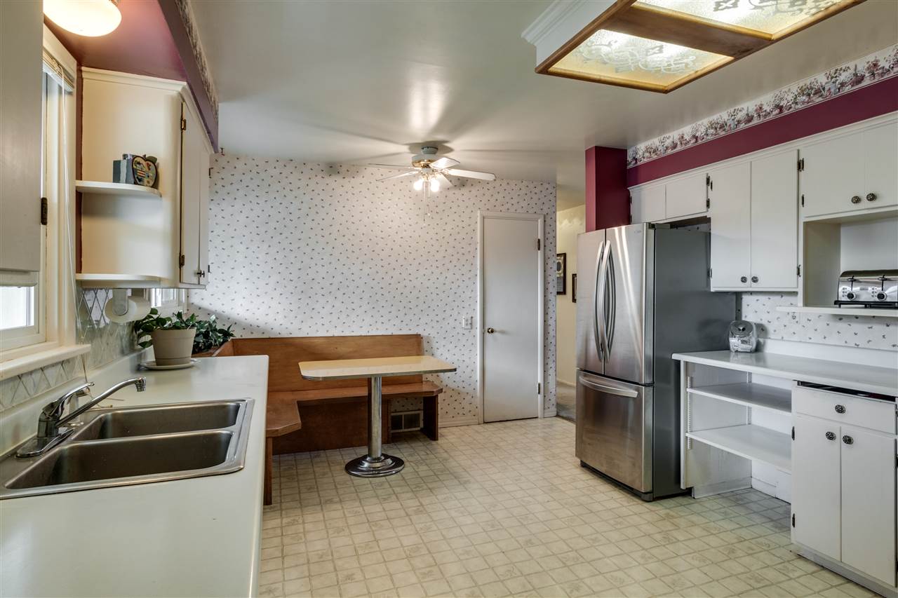 1108 North University Road Spokane Valley, WA 99206 - Photo 2 of 20