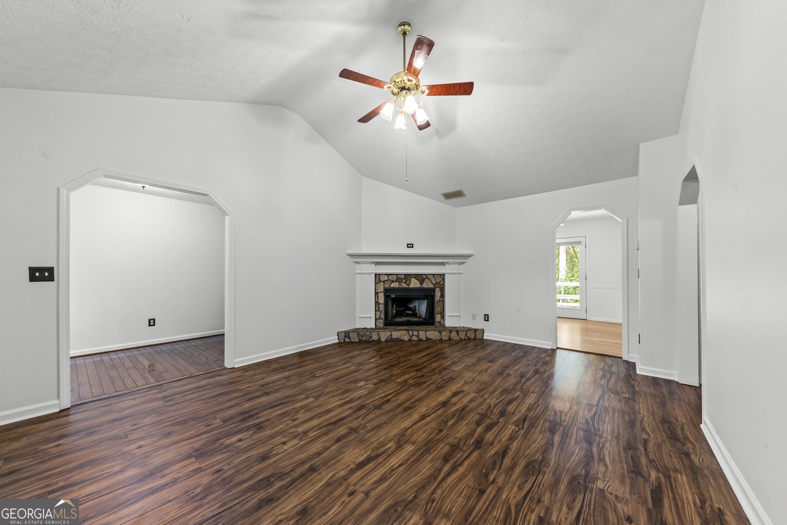 1451 Double Bridges Road Madison, GA 30650 - Photo 14 of 70