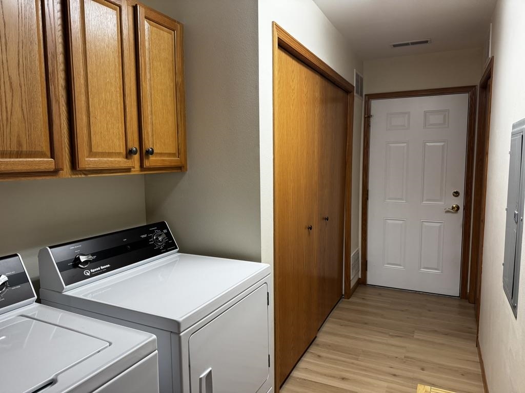 77 Northlight Way Fitchburg, WI 53711 - Photo 20 of 31