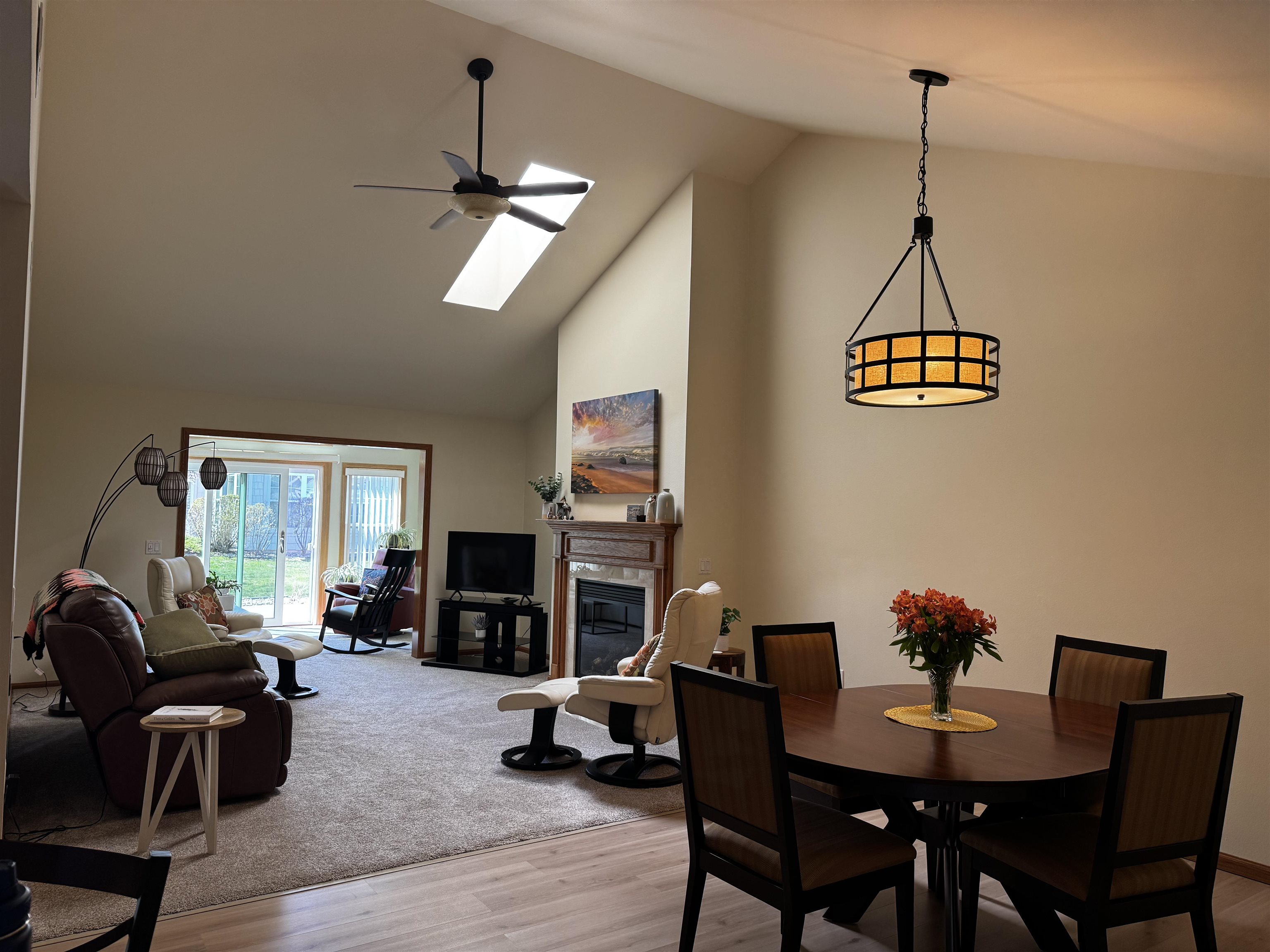 77 Northlight Way Fitchburg, WI 53711 - Photo 6 of 31