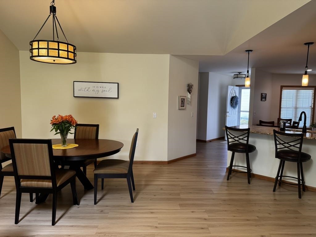 77 Northlight Way Fitchburg, WI 53711 - Photo 7 of 31