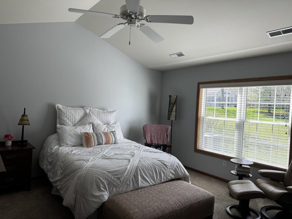 77 Northlight Way Fitchburg, WI 53711 - Photo 10 of 31