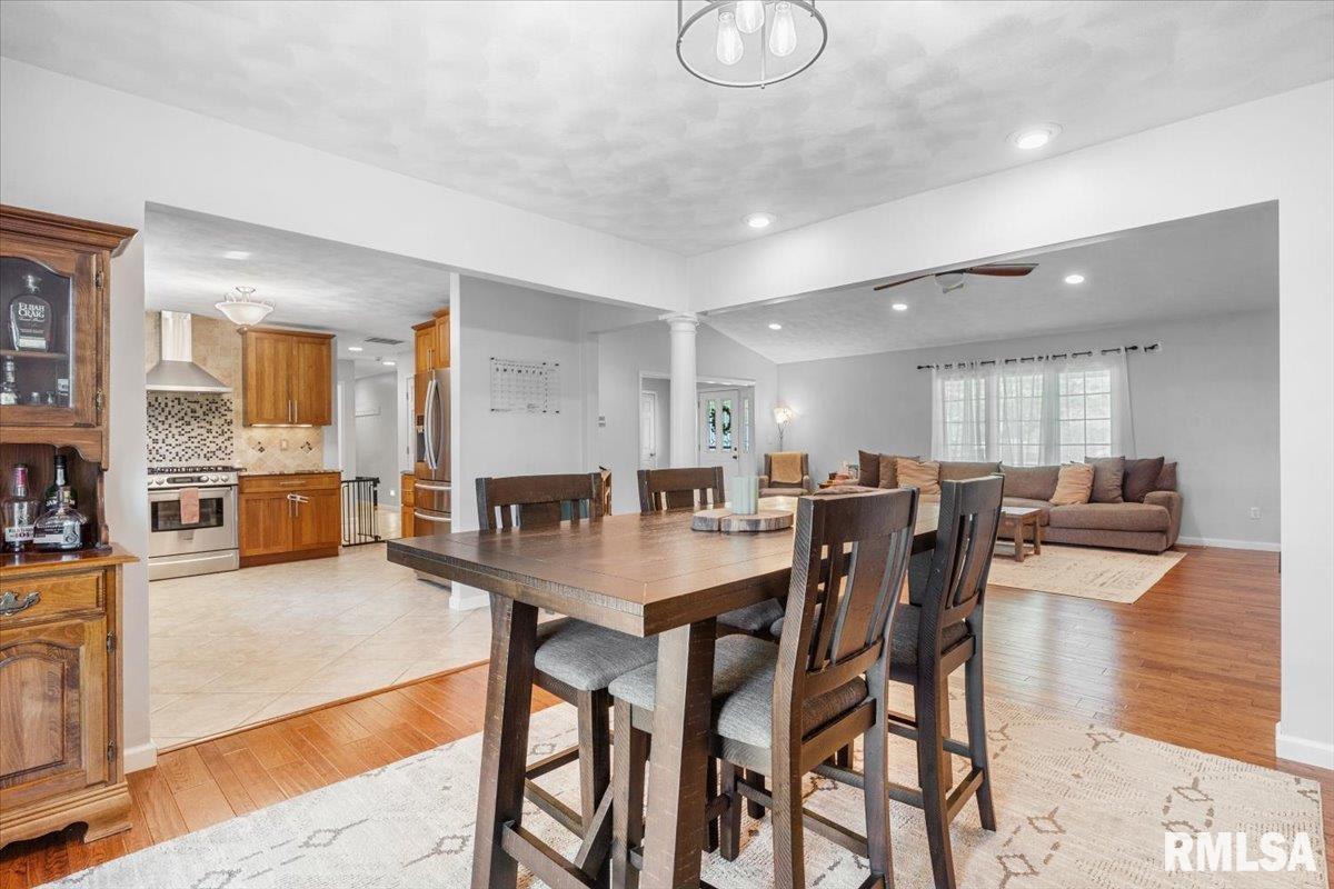 7940 Tumbleweed Trail Springfield, IL 62707 - Photo 12 of 41 Gallery Image 12