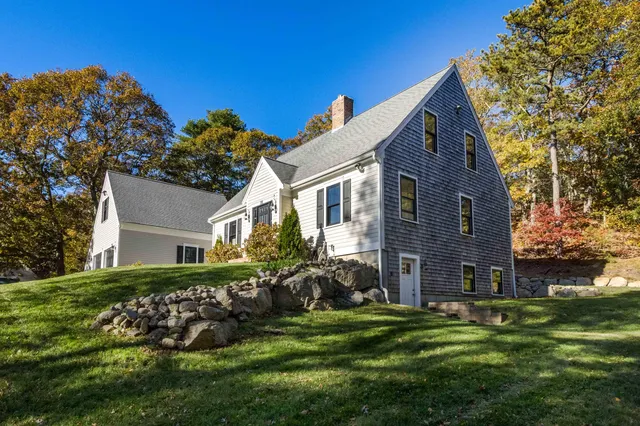 $849,000 | 88 Joe Thompson Road, Marstons Mills, MA 02648